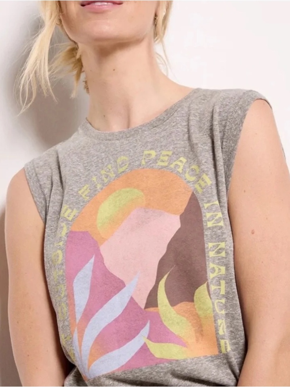 Evereve x Z Supply Peace Out Muscle Tank Graphic Pastel Print Size L